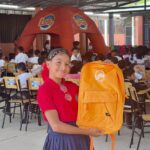 Loto y la Alcaldía de La Ceiba impulsan la educación con la entrega de 500 mochilas escolares